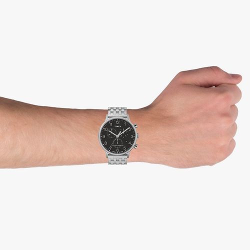 Reloj análogo plateado