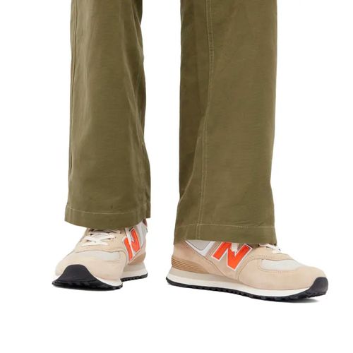 Zapato New Balance 574 deportivo casual beige para hombre