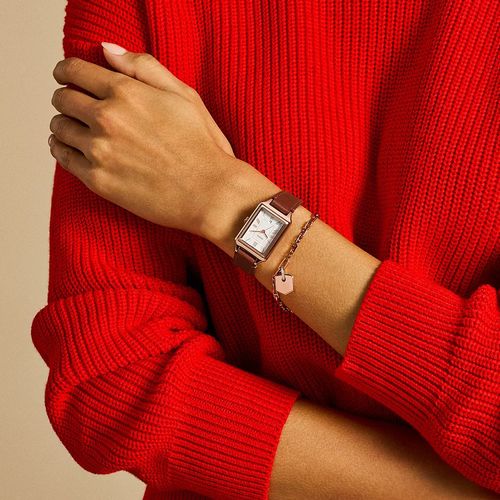 Reloj análogo Fossil de cuero café para mujer